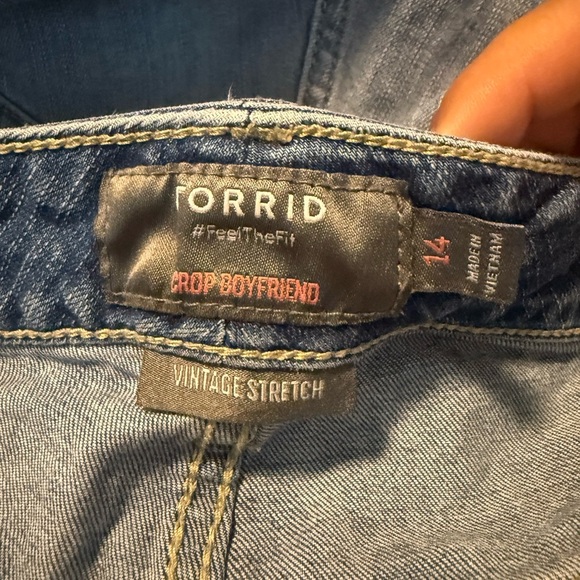 Torrid Blue Boyfriend Jeans with Distressed Details size 14 - Picture 5 of 5